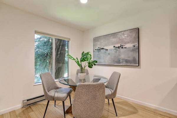 505 Cypress Point Dr #11, Mountain View, CA 94043