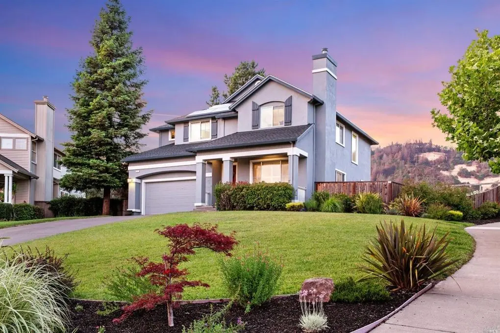 1411 Owl Pt, Santa Rosa, CA 95409