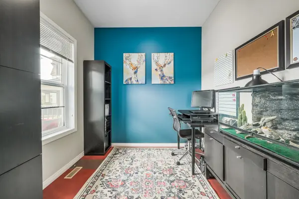 123 Copperpond Sq, Calgary, AB T2Z