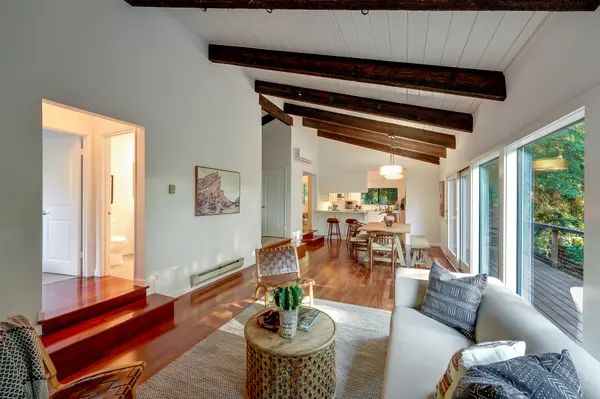 386 Spring Hollow Rd, Los Gatos, CA 95033