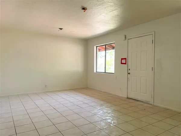 8220 N 10th St, Phoenix, AZ 85020