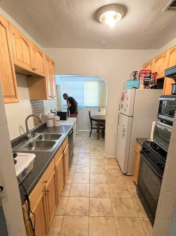 1530 W Taylor St, Phoenix, AZ 85007