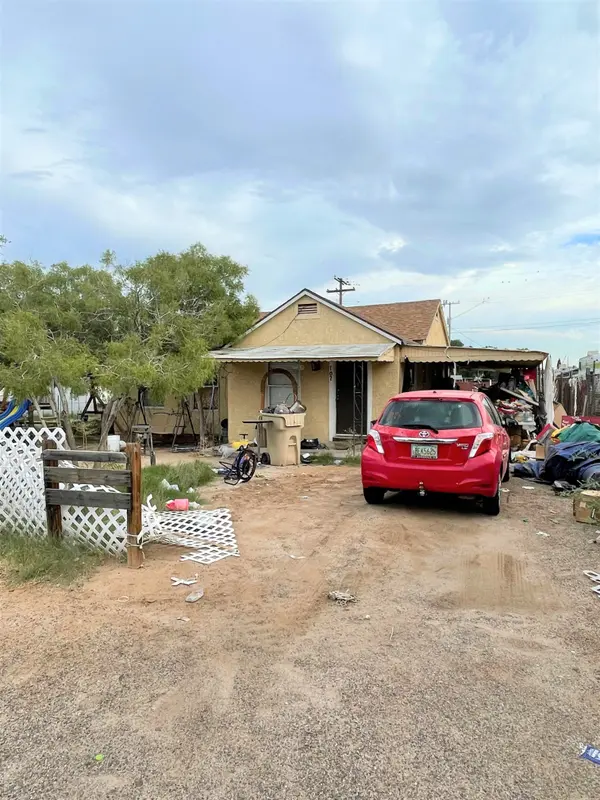 107 3rd Ave E, Buckeye, AZ 85326