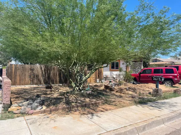 2612 E Beverly Ln, Phoenix, AZ 85032