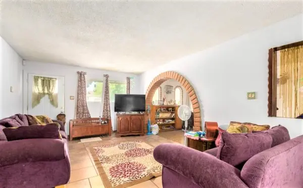 6235 W Claremont St, Glendale, AZ 85301