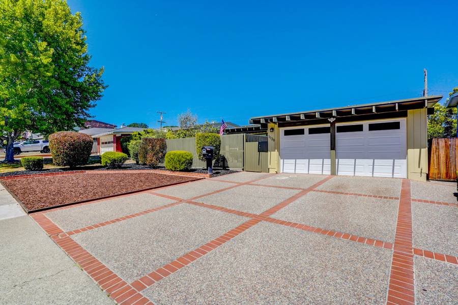 1136 Helen Dr, Millbrae, CA 94030