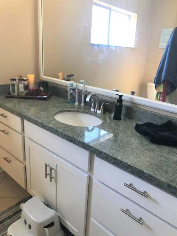 3710 W Mission Ln, Phoenix, AZ 85051