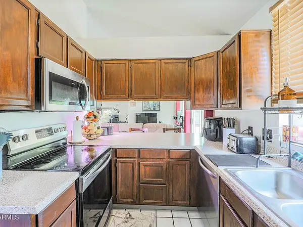 1349 E Tonto Ln, Phoenix, AZ 85024