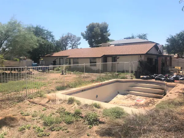 3702 W Wagoner Rd, Glendale, AZ 85308
