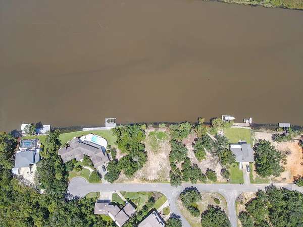 Pensacola, FL 32514,2042 Mackey Key Dr