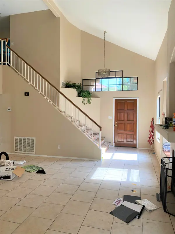 1226 W Seascape Dr, Gilbert, AZ 85233