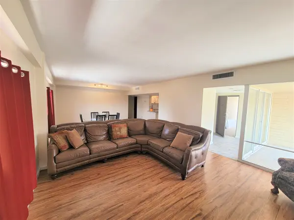 353 E Thomas Rd, Phoenix, AZ 85012