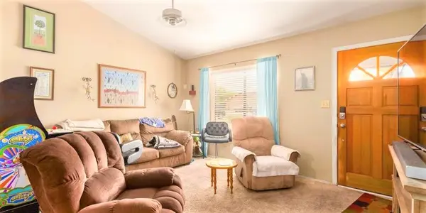 5732 N 67th Dr, Glendale, AZ 85303