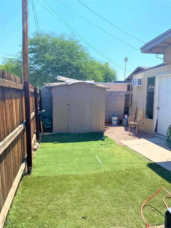 3548 W Moreland St, Phoenix, AZ 85009