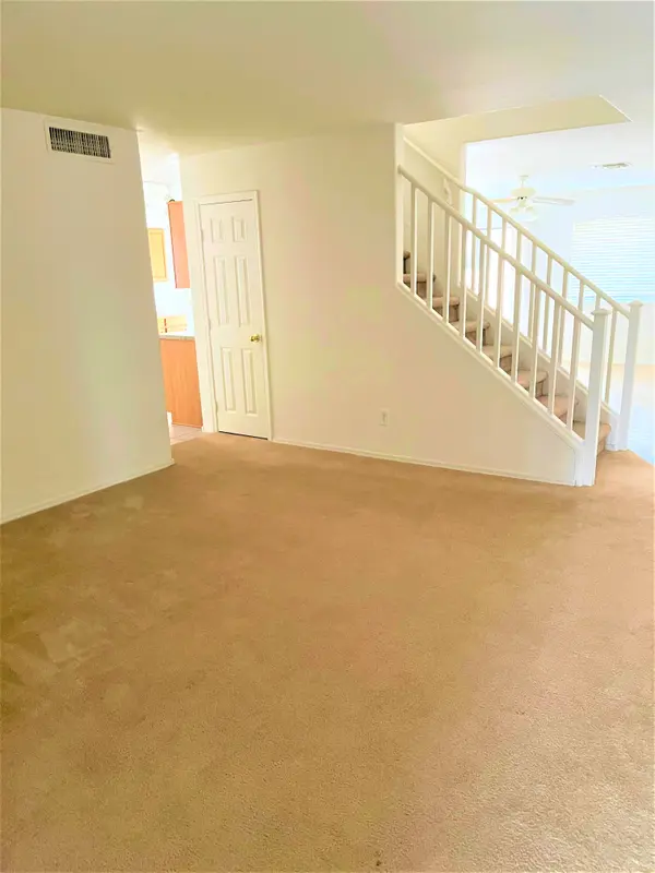 2212 E Heston Dr, Phoenix, AZ 85024