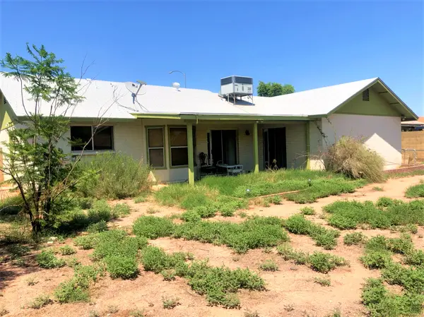 2415 E Capri Ave, Mesa, AZ 85204