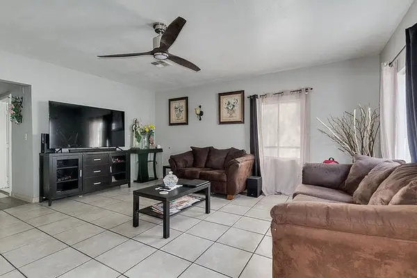 3609 W McKinley St, Phoenix, AZ 85009