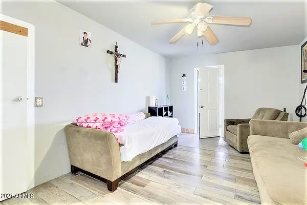 3609 W McKinley St, Phoenix, AZ 85009