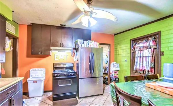 2325 N 30th St, Phoenix, AZ 85008