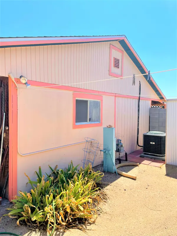3530 W Abraham Ln, Glendale, AZ 85308
