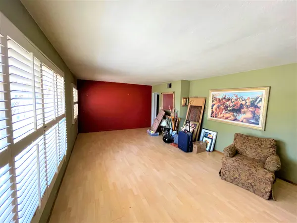 3336 E Earll Dr, Phoenix, AZ 85018
