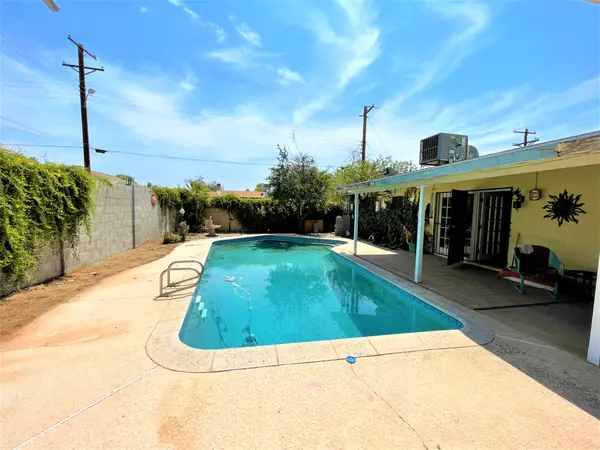 3336 E Earll Dr, Phoenix, AZ 85018