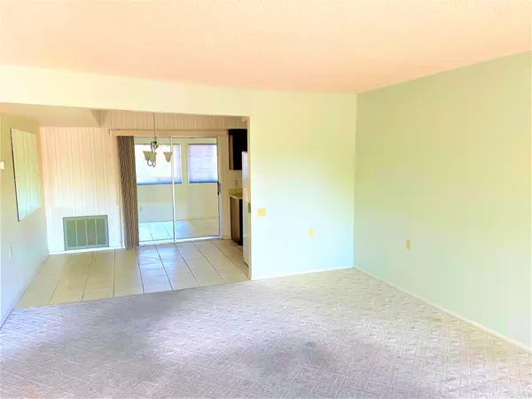 921 Leisure World, Mesa, AZ 85206
