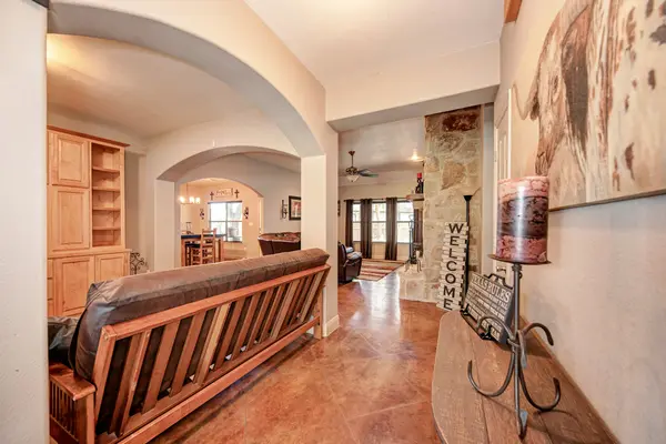 101 Creek Dr, Georgetown, TX 78628