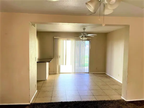306 N 100th Pl, Mesa, AZ 85207