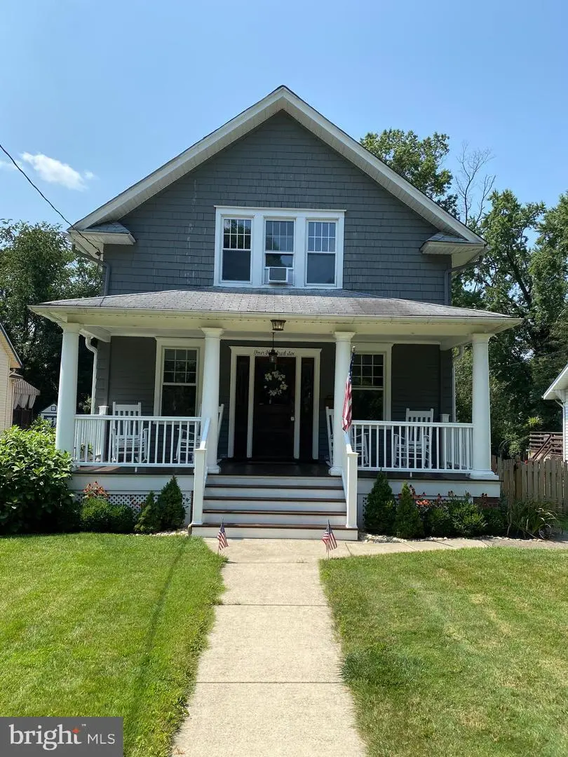 406 3rd Ave, Haddon Heights, NJ 08035