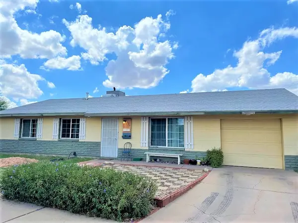 6606 W Earll Dr, Phoenix, AZ 85033