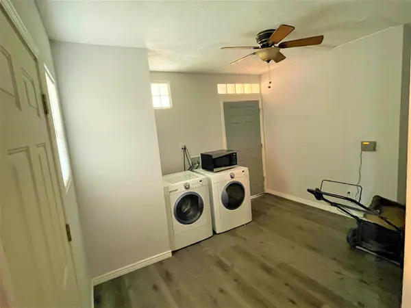 2093 E Don Carlos Ave, Tempe, AZ 85281