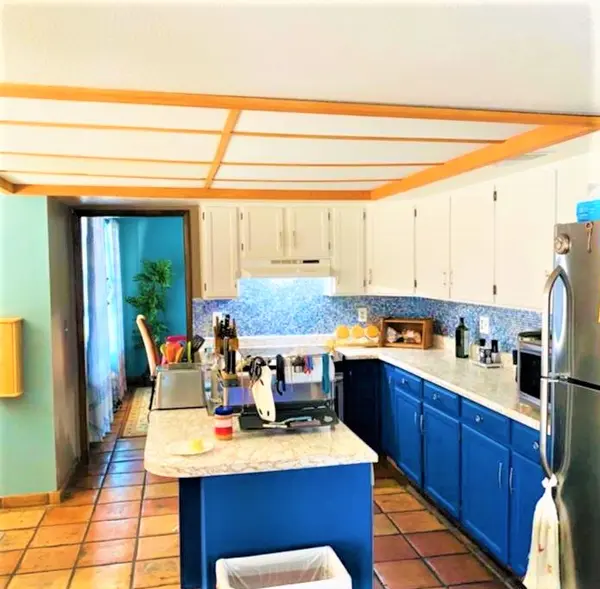 2949 W McRae Way, Phoenix, AZ 85027