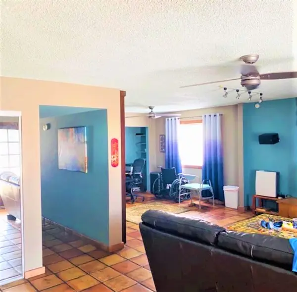 2949 W McRae Way, Phoenix, AZ 85027