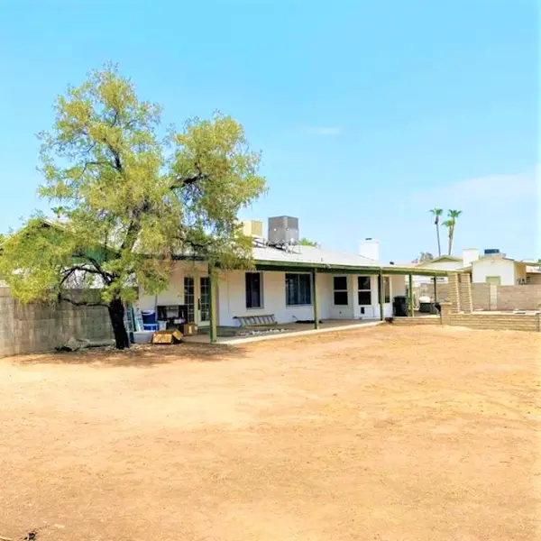 2949 W McRae Way, Phoenix, AZ 85027