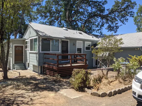 975 4th St, Lakeport, CA 95453