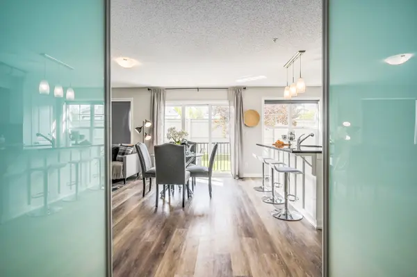 250 New Brighton Vls SE #120, Calgary, AB T2Z 0T8