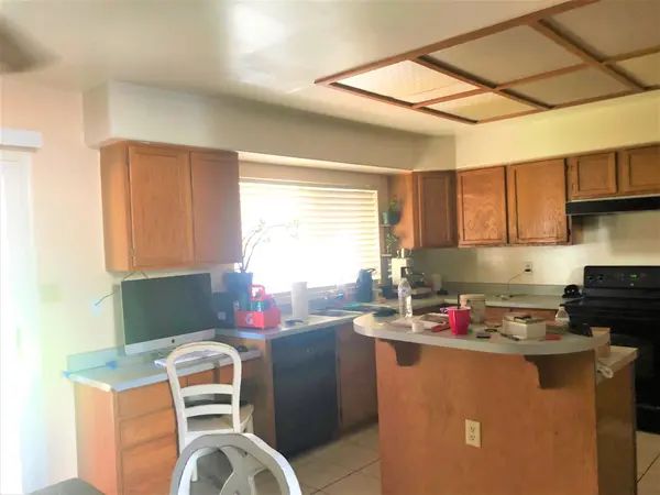 3909 W Creedance Blvd, Glendale, AZ 85310