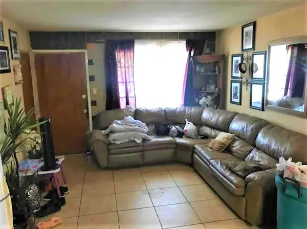 4037 E Taylor St, Phoenix, AZ 85008