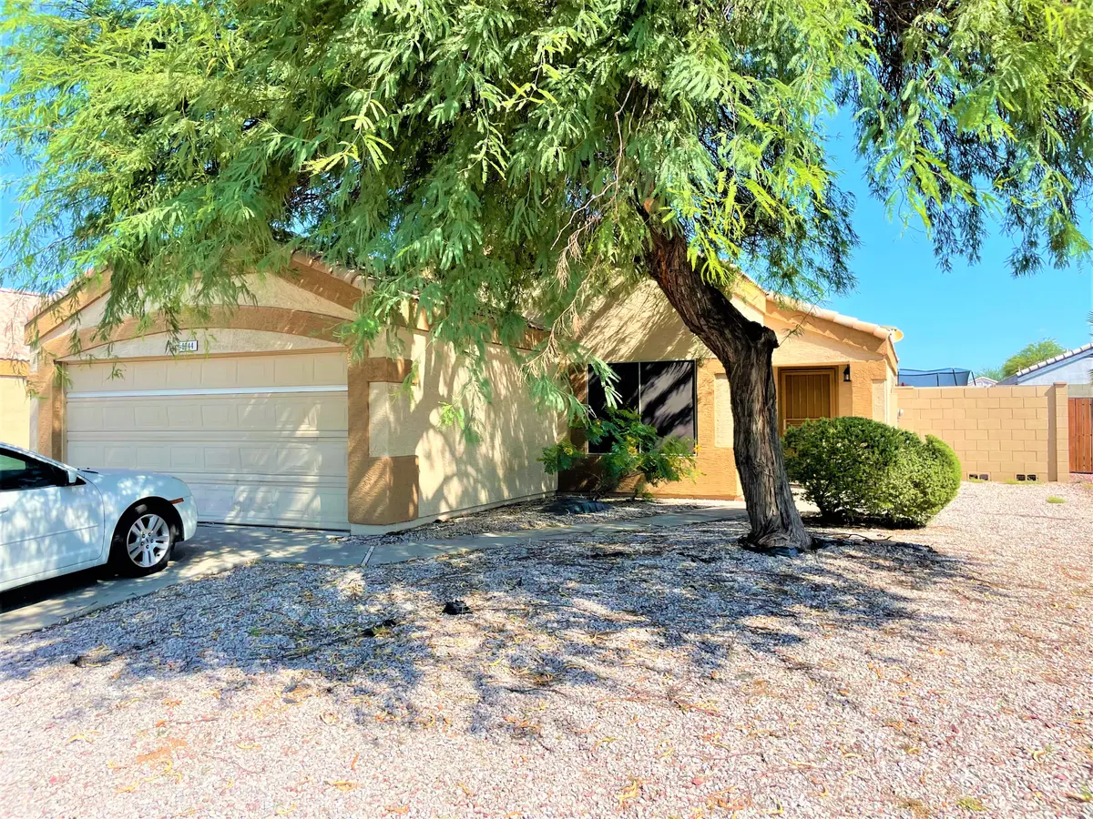 1044 W 22nd Ave, Apache Junction, AZ 85120
