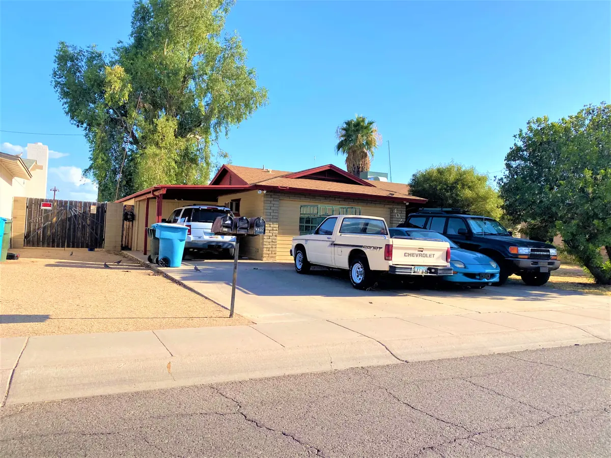 4027 W Seldon Ln, Phoenix, AZ 85051
