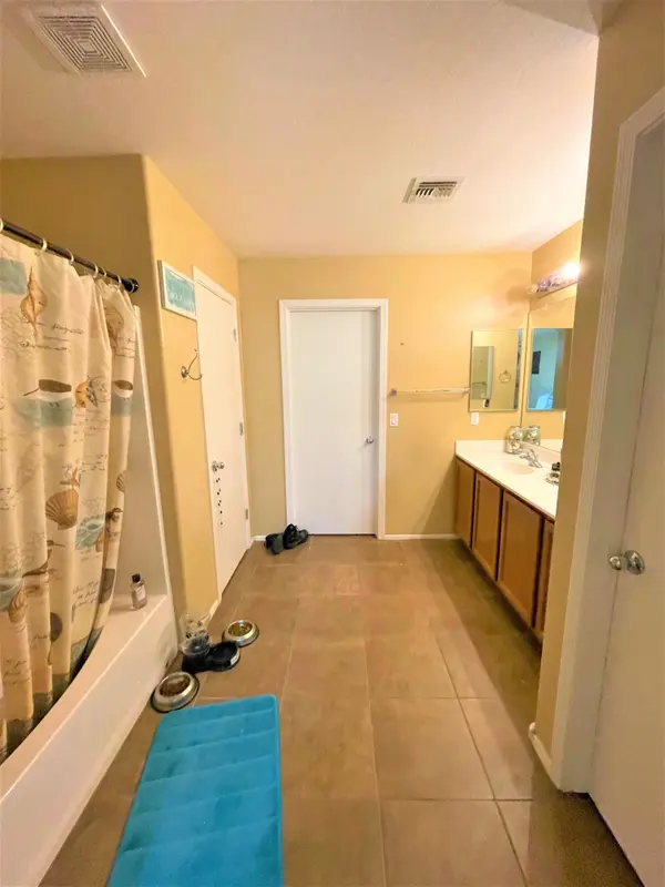 338 S Aaron, Mesa, AZ 85208