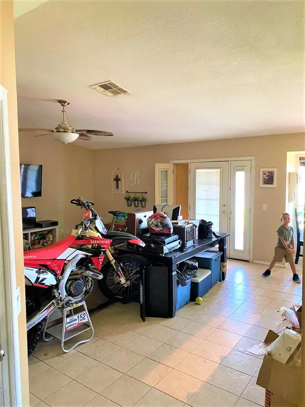 716 W Palomino Dr, Chandler, AZ 85225