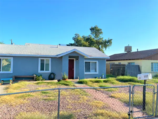 5337 W Northview Ave, Glendale, AZ 85301