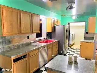 4023 W Golden Ln, Phoenix, AZ 85051