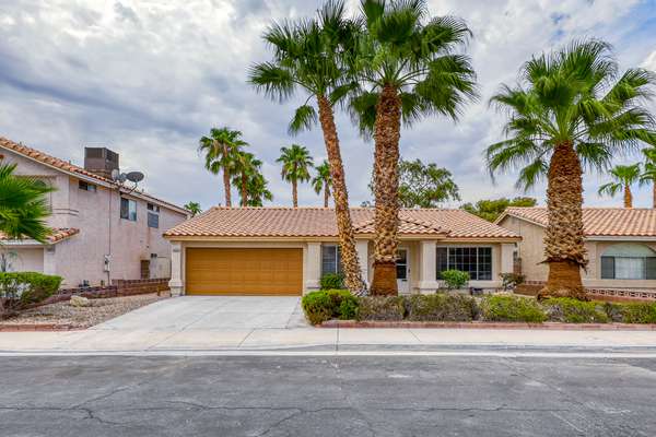 1423 Pathfinder Rd, Henderson, NV 89014