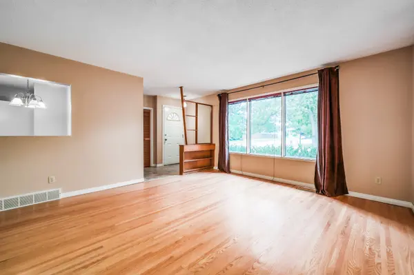 324 Foritana Rd SE, Calgary, AB T2A 2B6