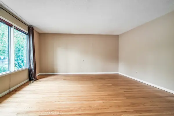 324 Foritana Rd SE, Calgary, AB T2A 2B6
