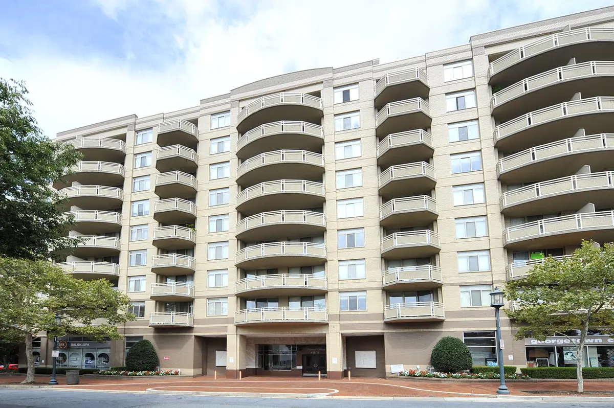 4801 Fairmont Ave #605, Bethesda, MD 20814
