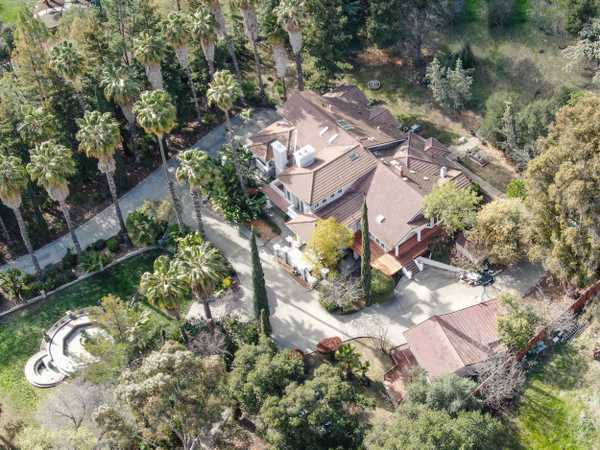 25391 O'Keefe Ln, Los Altos Hills, CA 94022